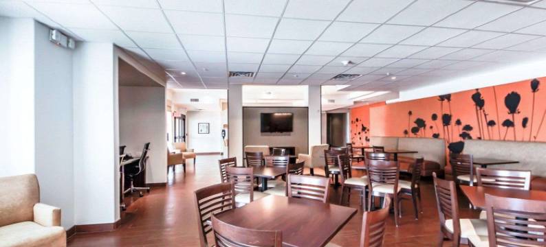 亨尼西北舒眠套房酒店(Sleep Inn & Suites Hennessey)图片