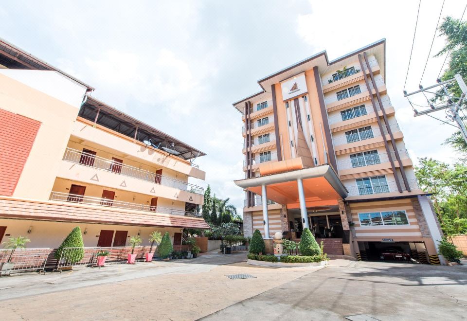 Siam Platinum PattayaOver view