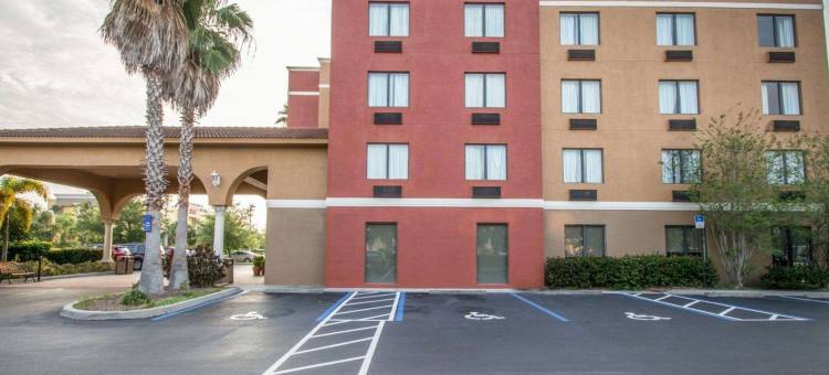 皮尔斯堡I-95号舒适套房酒店(Comfort Suites Fort Pierce I-95)图片