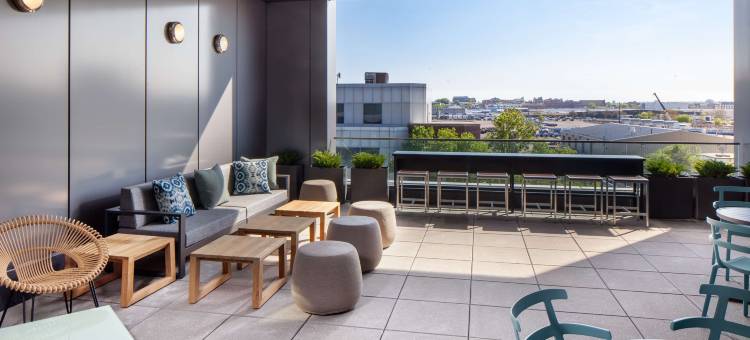 波士顿海港区欢朋酒店(Hampton Inn by Hilton Boston Seaport District)图片