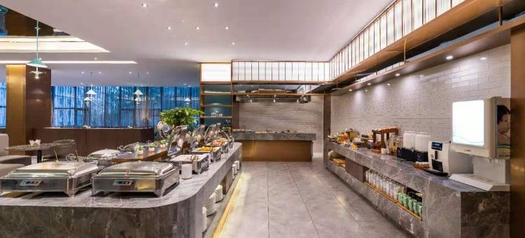 青岛崂山区石老人海水浴场桔子水晶酒店图片