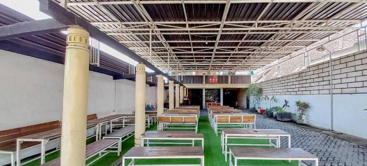 帕皮洛之家酒店-近岸朱站(Papilo House Near Stasiun Nganjuk Mitra RedDoorz)图片