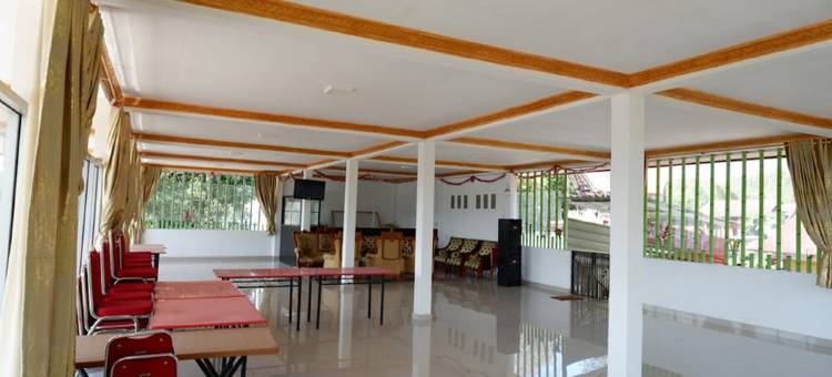 红门子酒店靠近托拉雅的Bolu(RedDoorz Near Bolu Toraja)图片