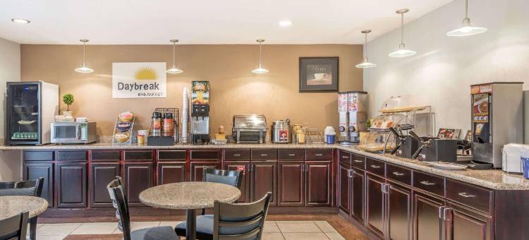 纽布朗费尔斯戴斯酒店(Days Inn by Wyndham New Braunfels)图片