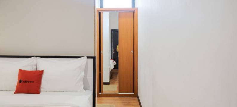 红多兹酒店-近棉兰皇家普里玛医院2号(RedDoorz Near RS Royal Prima Medan 2)图片