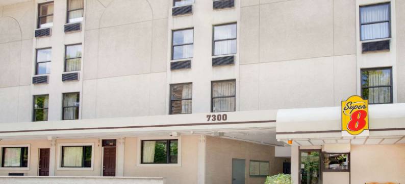 伊利诺伊州芝加哥温德姆速 8 酒店(Super 8 by Wyndham Chicago IL)图片