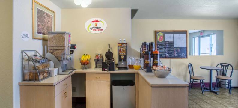 汉密尔顿温德姆速8酒店(Super 8 by Wyndham Hamilton)图片