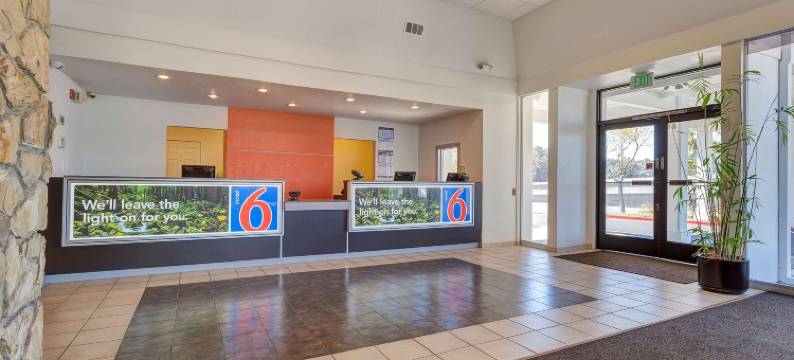 旧金山6号汽车旅馆 - 红木城(Motel 6 Belmont, CA - San Francisco - Redwood City)图片