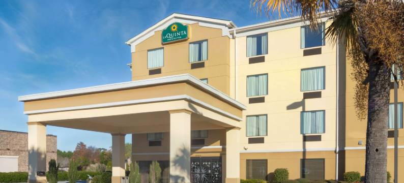 华纳罗宾斯-罗宾斯空军基地拉昆塔温德姆套房酒店(La Quinta Inn & Suites by Wyndham Warner Robins - Robins AFB)图片