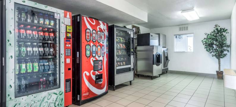 埃尔森特罗6号汽车旅馆(Motel 6 El Centro, CA)图片