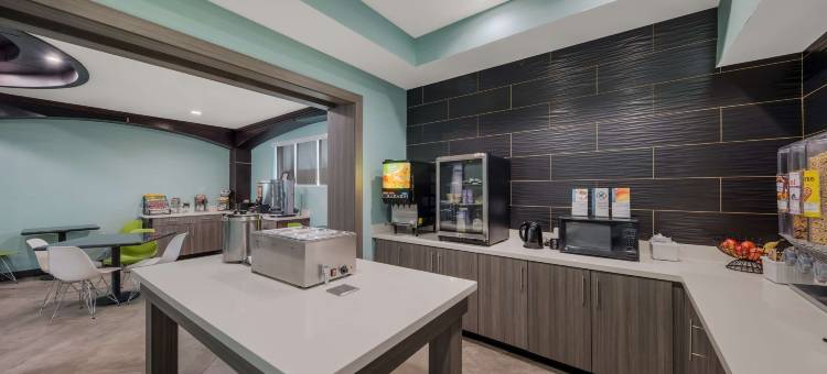 鲍维贝斯特韦斯特套房酒店(Best Western Bowie Inn  Suites)图片