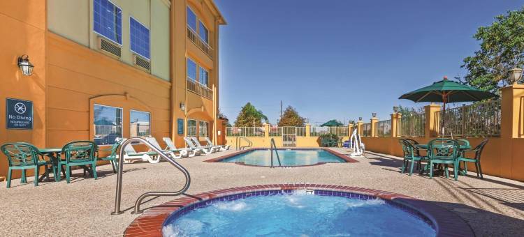 皮尔兰拉昆塔温德姆套房酒店(La Quinta Inn & Suites by Wyndham Pearland - Houston South)图片