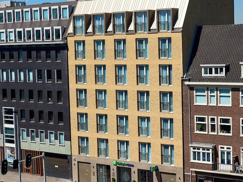 阿姆斯特丹市政厅智选假日酒店