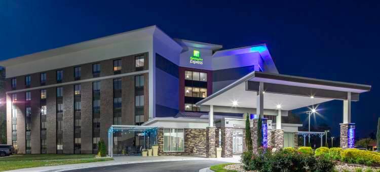 落基山城–体育中心洲际智选假日酒店(Holiday Inn Express ROCKY MOUNT – SPORTS CENTER by IHG)图片
