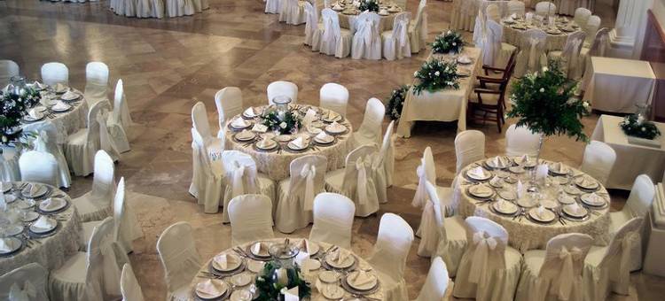 蒙克洛瓦假日酒店(Holiday Inn Monclova)图片