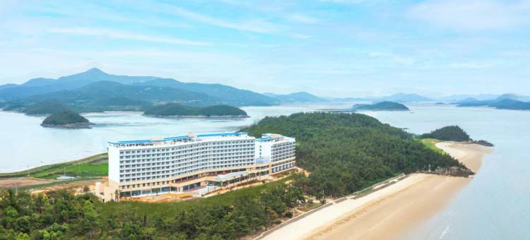 慈恩岛温德姆华美达广场酒店(Ramada Plaza by Wyndham Jaeun)图片