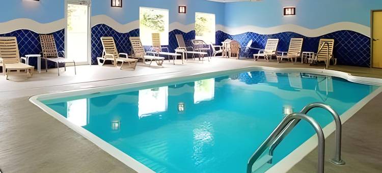 诺布尔斯维尔温德姆呗盟套房酒店(Baymont by Wyndham Noblesville)图片