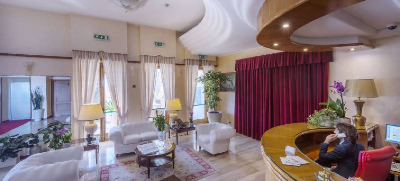 阿斯图拉宫酒店(Astura Palace Hotel)图片