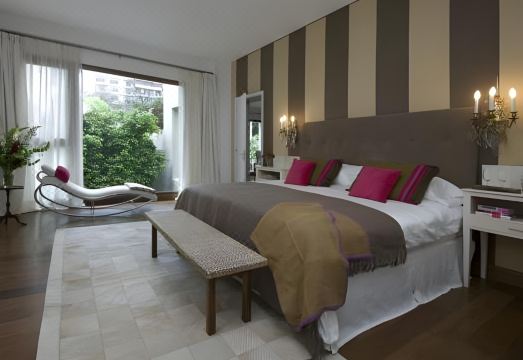 Hub Porteño Hotel Overview