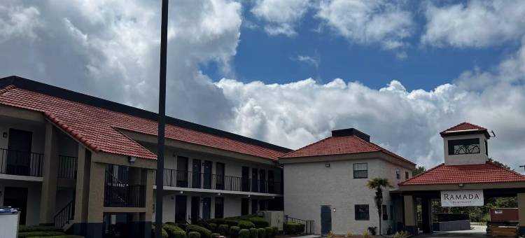 Ramada by Wyndham Bainbridge图片