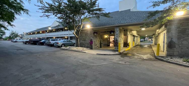 门罗美洲最佳价值酒店及套房(Americas Best Value Inn & Suites Monroe)图片