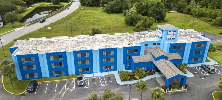 红色精选系列SPOT X酒店坦帕-韦斯利教堂(SPOT X Hotel Tampa - Wesley Chapel by The Red Collection)图片