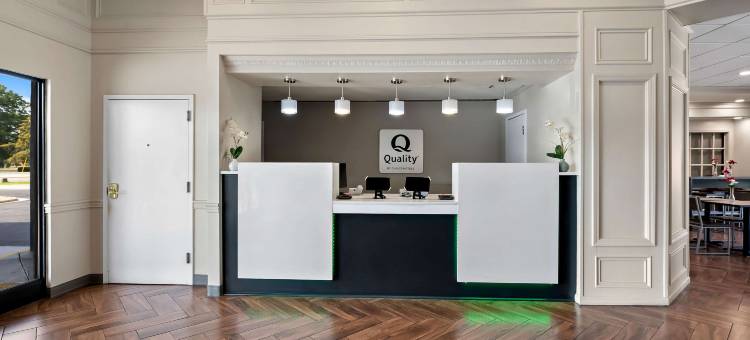费耶特维尔 I-95 高质量旅馆 & 套房(Quality Inn & Suites Fayetteville I-95)图片