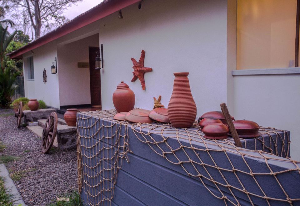 Baymaas Lake HouseHotel Overview