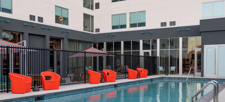 Aloft Shenandoah Woodlands Area图片