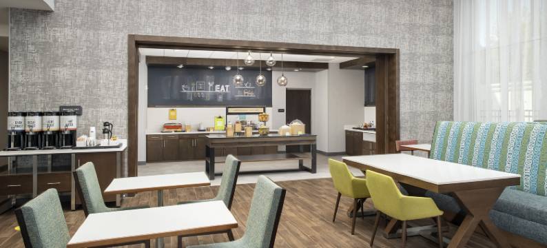 夏洛特机场普安特湖欢朋套房酒店(Hampton Inn & Suites Charlotte Airport Lake Pointe)图片