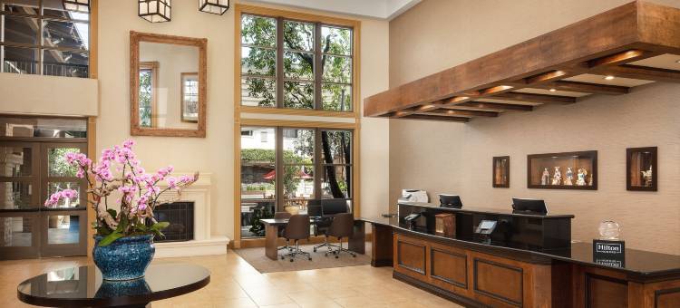 克莱尔蒙特希尔顿逸林酒店(DoubleTree by Hilton Claremont)图片