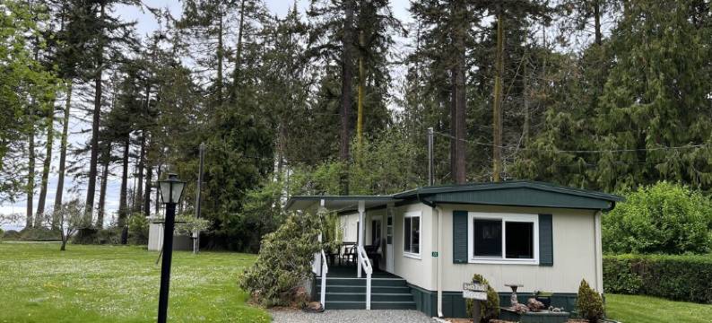 Private Beach Access on private trail offers Seclusion, comfort and intimacy.图片