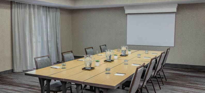 格林斯伯勒万怡酒店(Courtyard Greensboro)图片