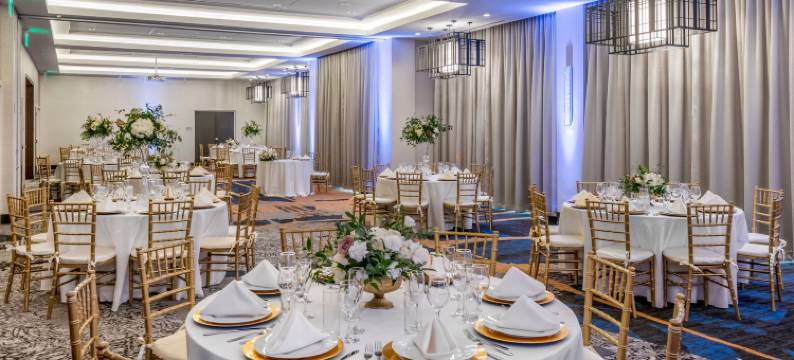 劳德代尔堡市中心万豪万怡酒店(Courtyard Fort Lauderdale Downtown)图片