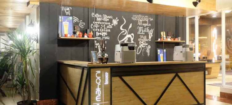 沙努尔皇家酒店(Royal Senyiur Hotel)图片