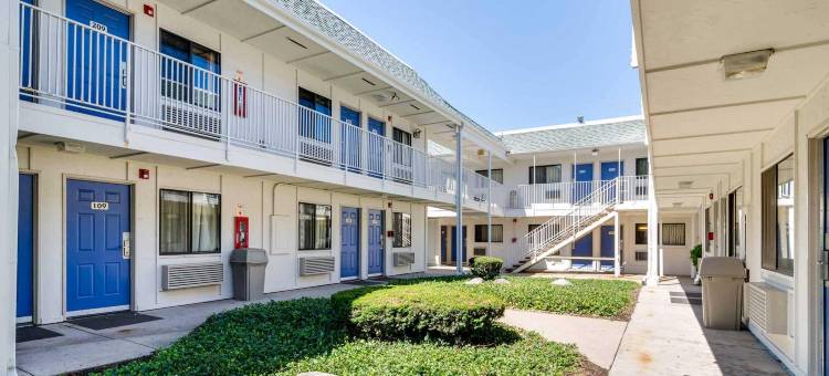 芝加哥奥黑尔6号汽车旅馆-席勒公园(Motel 6 Schiller Park, IL - Chicago O'Hare)图片