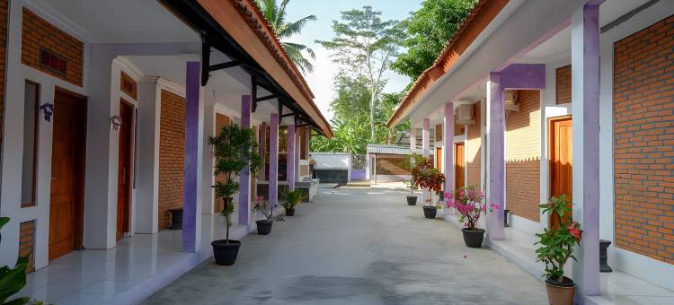 RedDoorz Near Goa Jatijajar 2图片