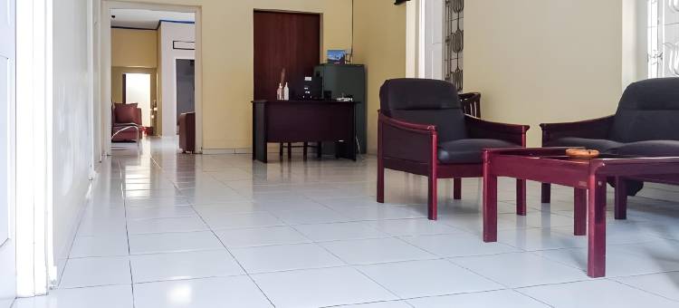 RedDoorz Syariah at Griya Soeratin Pacitan图片