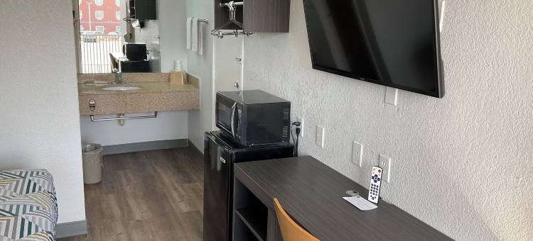 德克萨斯奥德萨6号汽车旅馆(Motel 6 Odessa, TX)图片