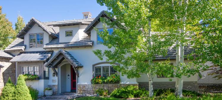 Luxurious Soaking Tubs and Gourmet Kitchen - Stunning Mountain Haven图片