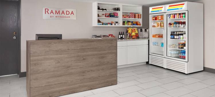 温德姆华美达酒店-密尔沃基(Ramada by Wyndham Milwaukee)图片