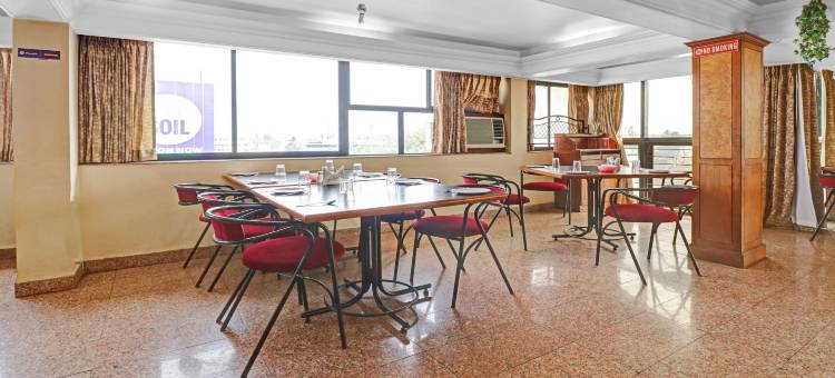 Treebo Surya Yatri Niwas苏利亚旅客之家酒店(Treebo Surya Yatri Niwas)图片