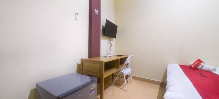 红多兹酒店-近哥伦打洛TVRI(RedDoorz Near Tvri Gorontalo)图片