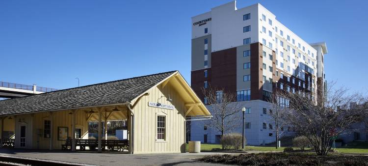 阿克伦市中心万怡酒店(Courtyard Akron Downtown)图片