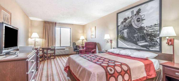 萨莱纳温德姆速8酒店(Super 8 by Wyndham Salina I-70)图片