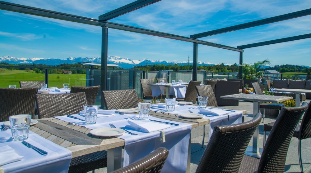 Hotel Swiss Star Over view