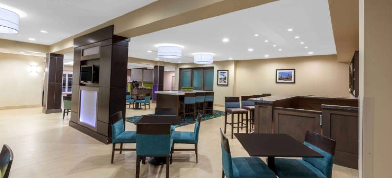 米德兰北拉昆塔温德姆套房酒店(La Quinta Inn & Suites by Wyndham Midland North)图片