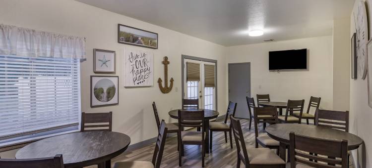住宿一晚套房酒店(Stay-over Suites - Fort Gregg-Adams Area)图片