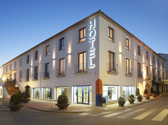 克雷乌斯角温泉酒店