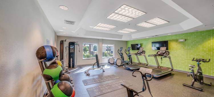 PCB码头公园区拉昆塔温德姆套房酒店(La Quinta Inn & Suites by Wyndham PCB Pier Park Area)图片